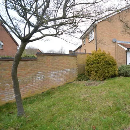 Buy this 1 bed house on Gainsborough Drive in Houghton Regis, LU5 5SX