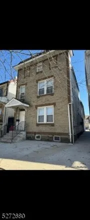 Image 5 - 152 Jackson Street, Newark, NJ 07105, USA - House for sale