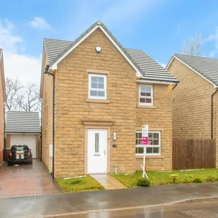 Buy this 4 bed house on St Michaels Drive in East Ardsley, WF3 2GA
