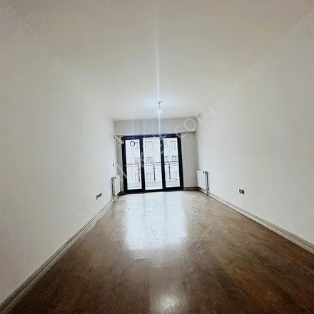 Image 3 - 111/3. Sokak, 34020 Zeytinburnu, Turkey - Apartment for rent
