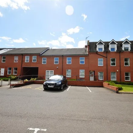 Rent this 2 bed apartment on 37 Heeley Road in Selly Oak, B29 6DP