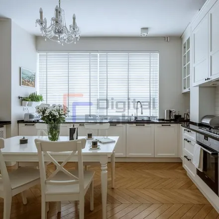 Image 5 - Wilcza 71, 00-679 Warsaw, Poland - Apartment for rent