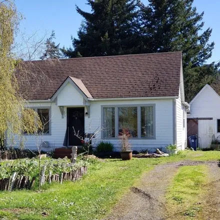 Buy this 3 bed house on 568 North Collier Street in Coquille, Coos County