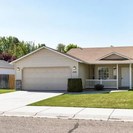 Buy this 3 bed house on 1779 W Hedgerow St in Kuna, Idaho