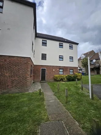 Rent this 1 bed apartment on Chapel Close in Grays, RM20 3JG