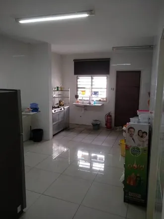 Image 5 - Jalan Kemuning Damai 32/149D, Damai Residences, 40470 Shah Alam, Selangor, Malaysia - Apartment for rent