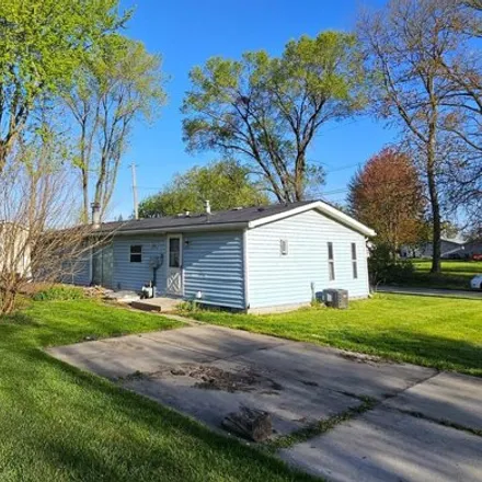Image 3 - 3899 173rd Place, Hammond, IN 46323, USA - House for sale