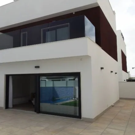 Buy this studio house on 03190 Pilar de la Horadada