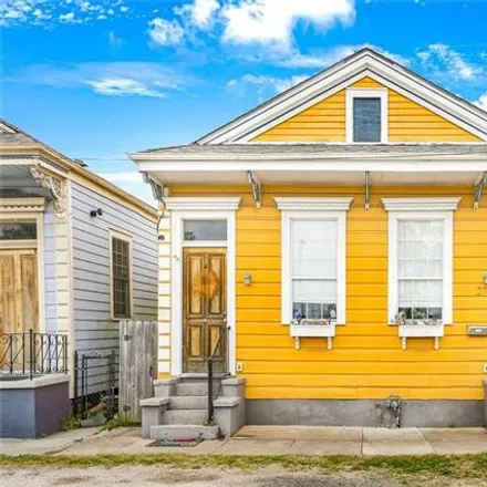 Buy this 3 bed house on 2729 Saint Peter Street in New Orleans, LA 70112