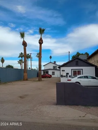 Buy this studio house on 2482 East Monroe Street in Phoenix, AZ 85034