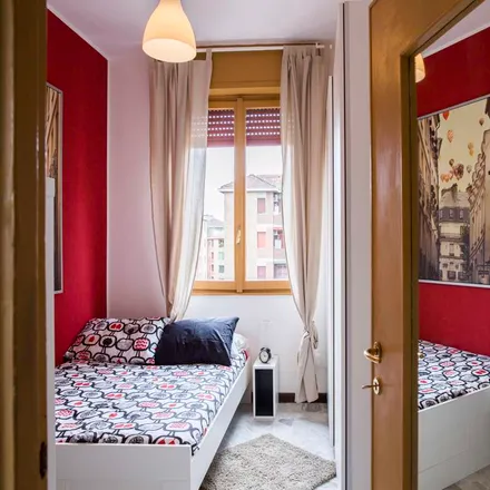 Image 6 - Via Salvatore Barzilai, 13, 20146 Milan MI, Italy - Room for rent