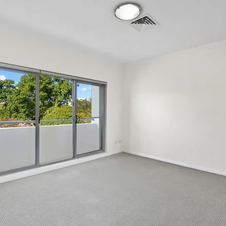 Image 3 - Ray White, Anzac Parade, Maroubra NSW 2035, Australia - Townhouse for rent