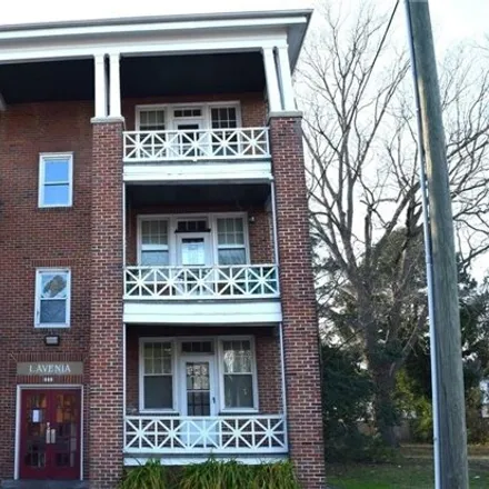 Rent this 1 bed apartment on 332 Mount Vernon Avenue in Portsmouth, VA 23707