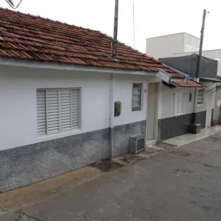 Buy this 1 bed house on Pet Shop Elite in Travessa Almeida Junior, Jardim Elite