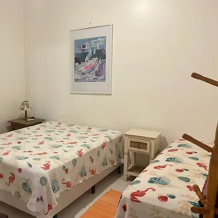 Rent this studio house on Lúcio Costa 3646 in Avenida Lúcio Costa, Barra da Tijuca