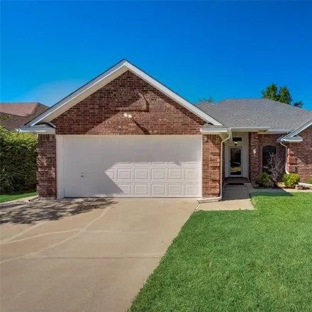 Buy this 3 bed house on 911 York Street in Forney, TX 75126