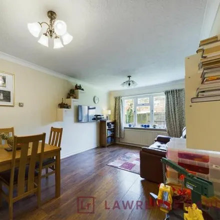 Buy this 2 bed apartment on unnamed road in London, HA4 9ST