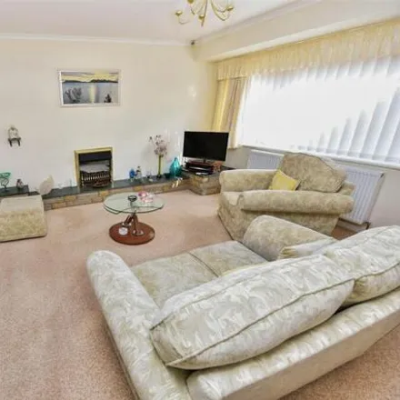 Image 3 - 44 Carrowmore Road, Chester Moor, DH2 3DY, United Kingdom - House for sale