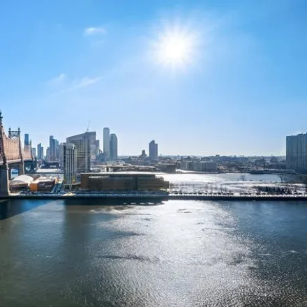 Image 7 - 6 Riverview Terrace, New York, NY 10022, USA - Apartment for sale