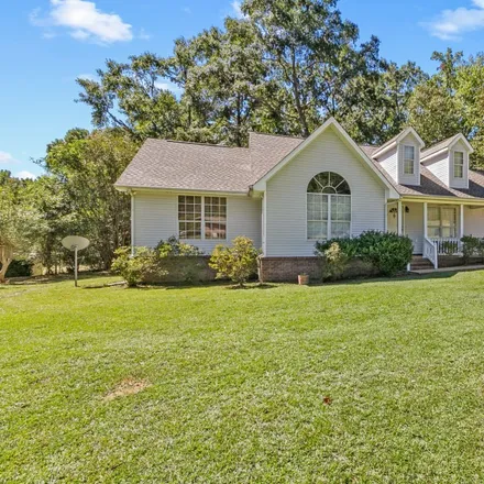Buy this studio house on Hargrove Road in Sycamore, Tuscaloosa