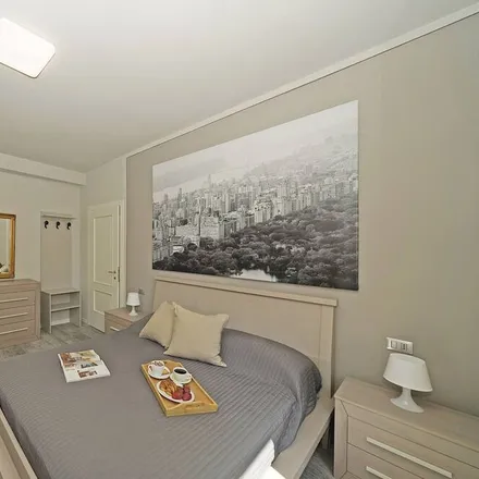 Image 9 - Desenzano del Garda, Via Ettore Andreis 84, 25015 Desenzano del Garda BS, Italy - Apartment for rent