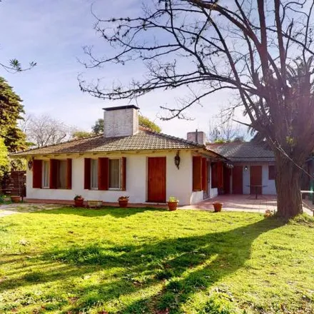 Buy this 2 bed house on Calle 490 in Partido de La Plata, Manuel B. Gonnet