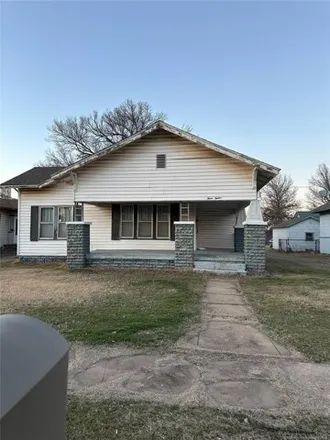 Image 3 - 360 East Oklahoma Avenue, Blackwell, OK 74631, USA - House for sale