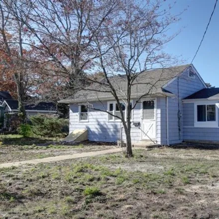 Image 2 - 606 Seaman Avenue, Beachwood, NJ 08722, USA - House for rent