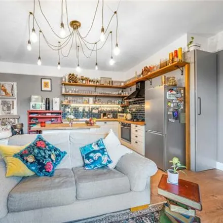 Image 6 - Crystal Palace Park Road / Charleville Circus, Crystal Palace Park Road, London, SE26 6UR, United Kingdom - Apartment for sale