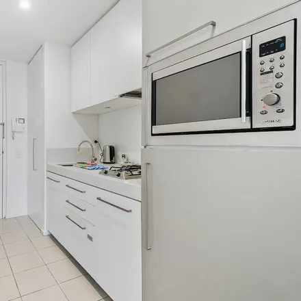 Image 4 - Melbourne, Victoria, Australia - Apartment for rent