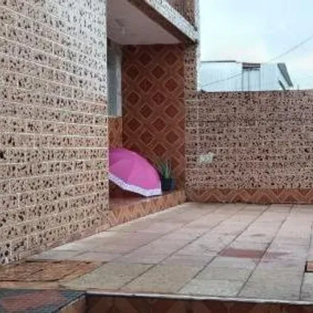 Buy this 4 bed house on Rua São Gabriel in Vila Palmares, Santo André - SP