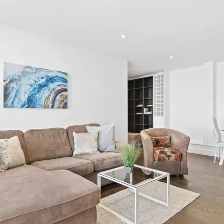 Rent this 2 bed apartment on 378 Clapham Road in London, SW9 9FY