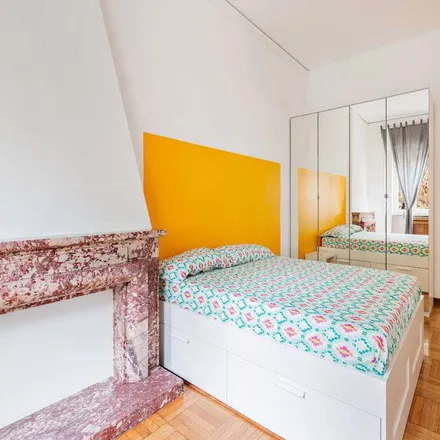 Image 1 - Viale Emilio Caldara, 7, 20122 Milan MI, Italy - Room for rent