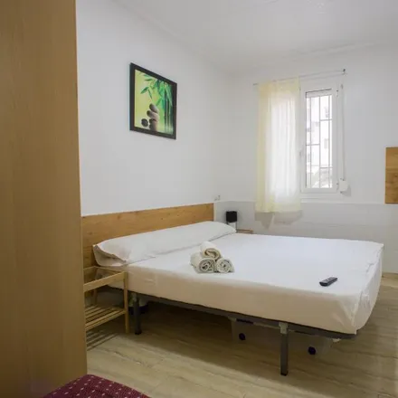 Image 1 - Carrer de Montant, 19, 46011 Valencia, Spain - Room for rent