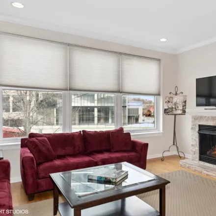 Image 2 - 1535 North Larrabee Street, Chicago, IL 60610, USA - House for sale