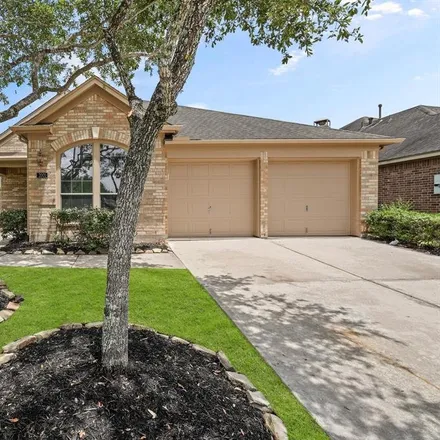 Rent this 4 bed house on Pearland in Shadow Creek Ranch, TX