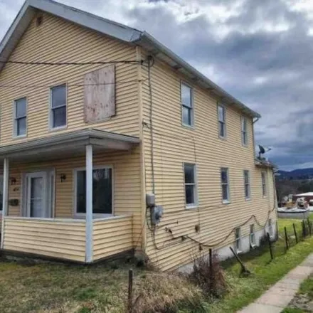 Image 3 - 72 Parrish Street, Plymouth, Luzerne County, PA 18651, USA - House for sale