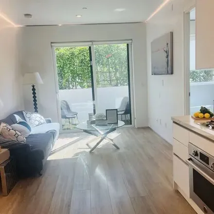 Rent this 1 bed apartment on Fairfax Avenue in Los Angeles, CA 90036