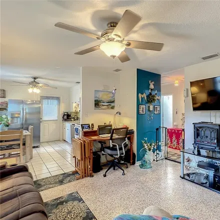 Image 7 - 3007 56th Street South, Saint Petersburg, FL 33707, USA - House for sale