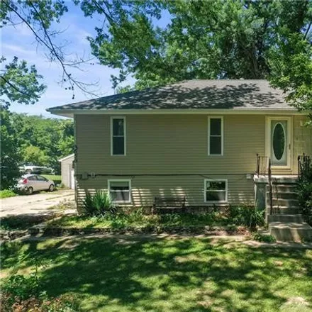 Buy this 3 bed house on 3658 North 59th Street in Kansas City, KS 66104