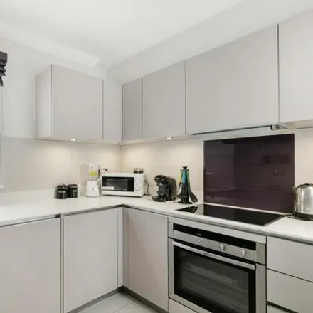 Image 3 - Ashburn House, 35 Collingham Road, London, SW5 0LX, United Kingdom - Apartment for sale