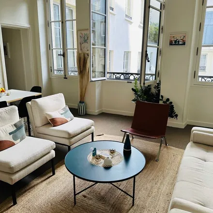 Image 9 - 5 Rue du Mail, 75002 Paris, France - Apartment for rent