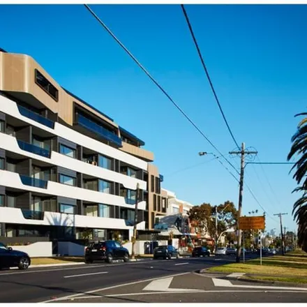 Rent this 2 bed apartment on Stop 44: Thorn Street in Mount Alexander Road, Essendon VIC 3040