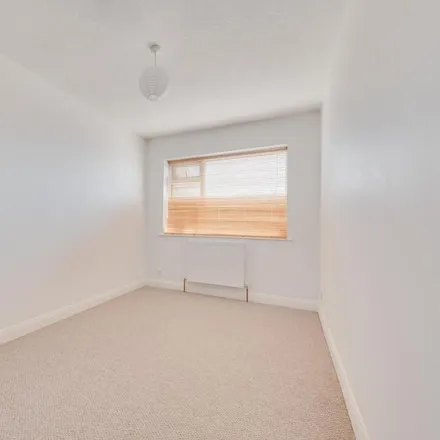 Image 4 - Rugby Court, Bristol Gardens, Brighton, BN2 5YS, United Kingdom - Apartment for rent