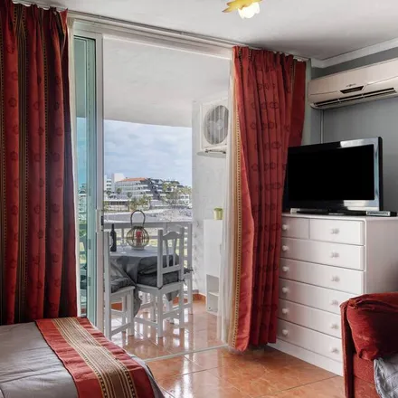 Rent this 1 bed apartment on Vistas Panorámicas a la Playa de Puerto Naos in El muellito, La bombilla y su Faro.