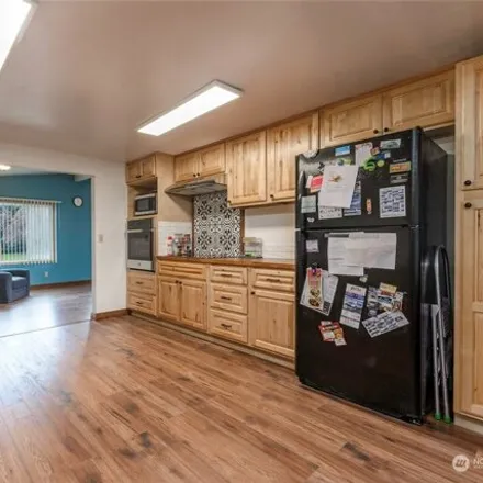 Image 7 - 18524 Ivan Street Southwest, Rochester, Thurston County, WA 98579, USA - Apartment for sale