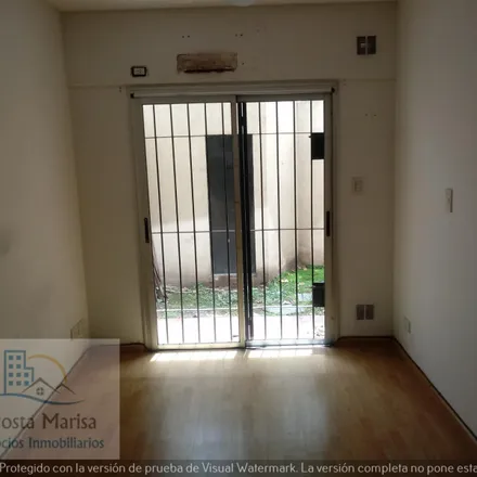 Image 4 - General Carlos María de Alvear 353, Partido de Lomas de Zamora, Lomas de Zamora, Argentina - Condo for rent