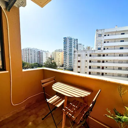 Image 8 - Rua das Ânforas, 8500-809 Portimão, Portugal - Apartment for rent