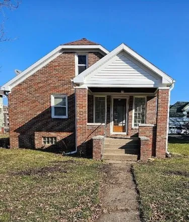 Buy this 3 bed house on Galesburg Cottage Hospital (closed) in 695 North Kellogg Street, Galesburg