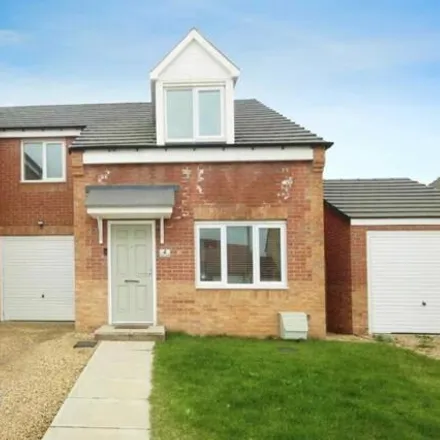 Buy this 3 bed duplex on unnamed road in Middlesbrough, TS5 4GA